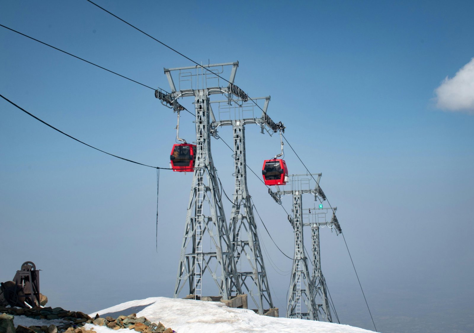 Scenic mountain view in Gulmarg, Kashmir
